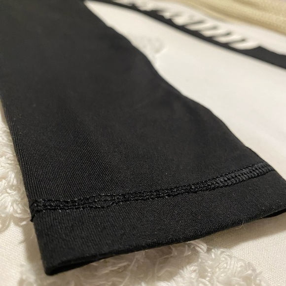 Victoria’s Secret Workout Leggings - S - Picture 12 of 15